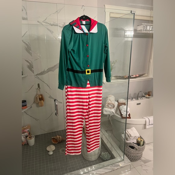 Funny ugly Christmas 🎄 PJ s women’s small one piece 🎄🎄 - Picture 16 of 17